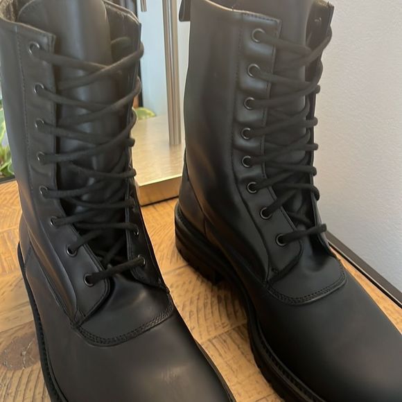 WOMAN by COMMON PROJECTS lace up black boot - Picture 6 of 16